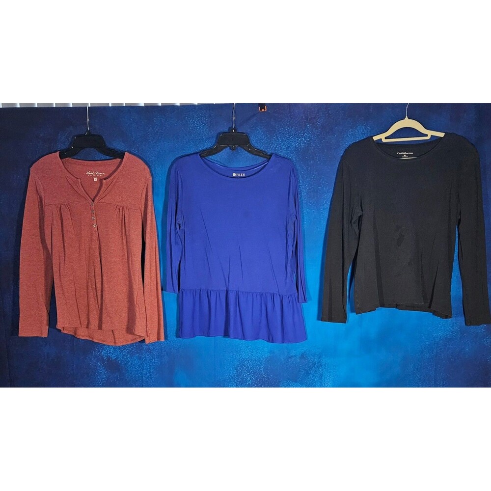 WOMEN'S M, L, XL TUNIC SHIRT BUNDLE NORTH RIVER, STYLUS, CROFT&BARROW FIT LIKE M